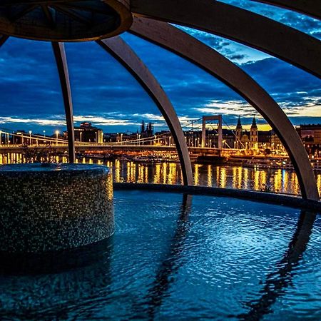 Liberty Bridge Zenta Apartment Budapest Luaran gambar